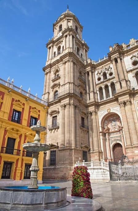 La Que Frao Home Malaga Bagian luar foto