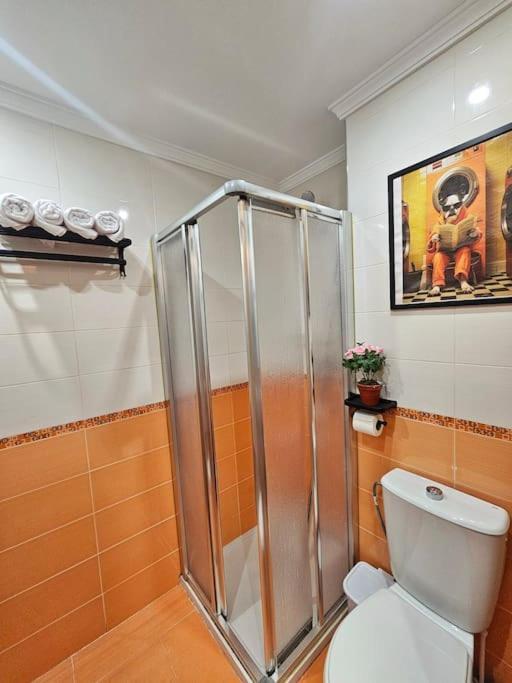 La Que Frao Home Malaga Bagian luar foto