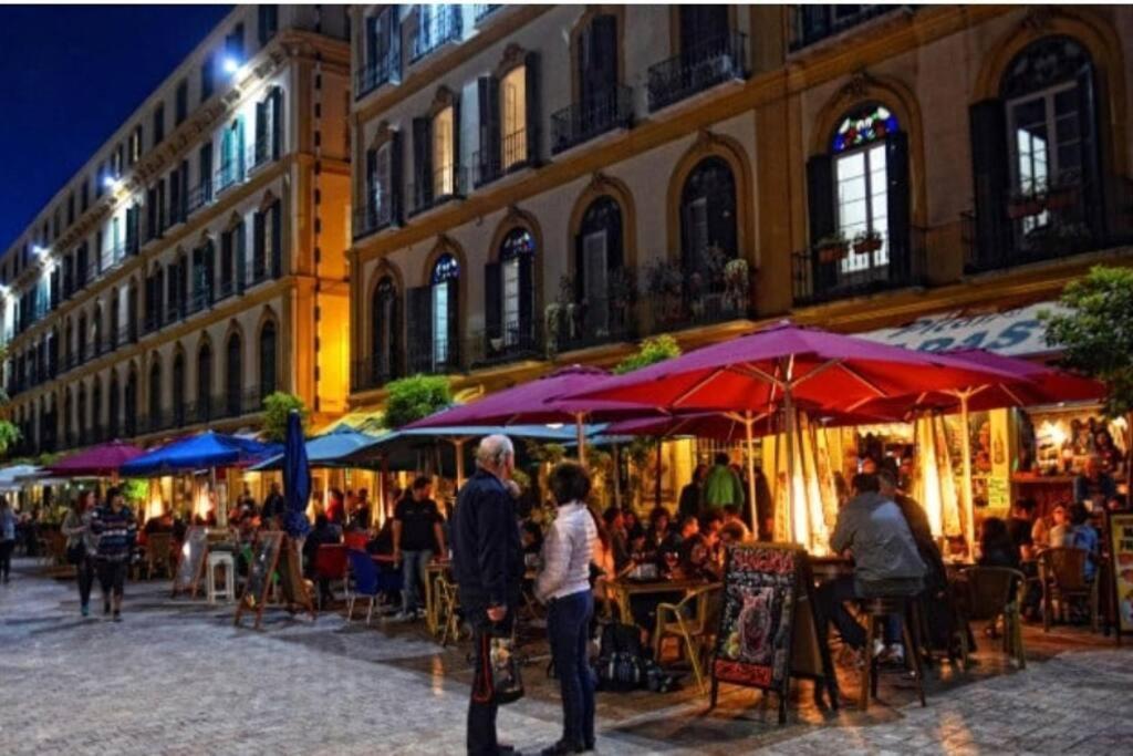 La Que Frao Home Malaga Bagian luar foto