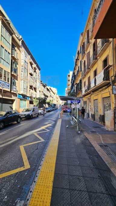 La Que Frao Home Malaga Bagian luar foto
